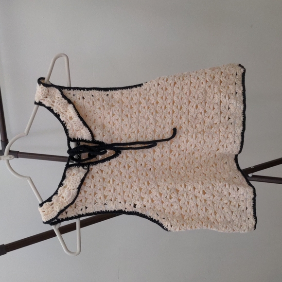 Crochet kimchi blue crop top - Picture 3 of 3